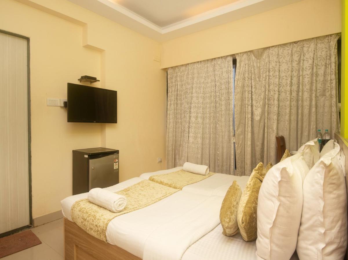 Tuliip Residency Hotel Mumbai Bagian luar foto