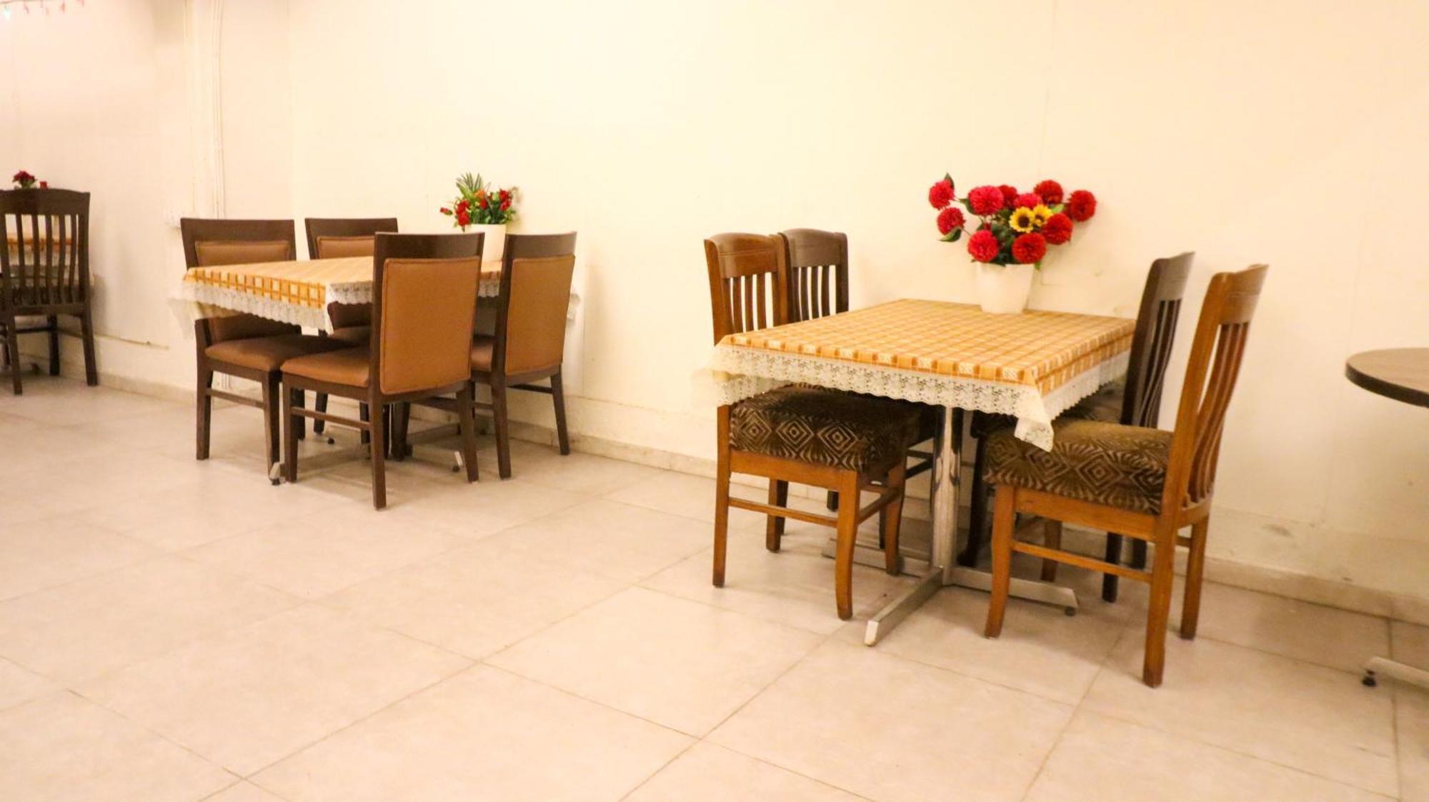 Tuliip Residency Hotel Mumbai Bagian luar foto